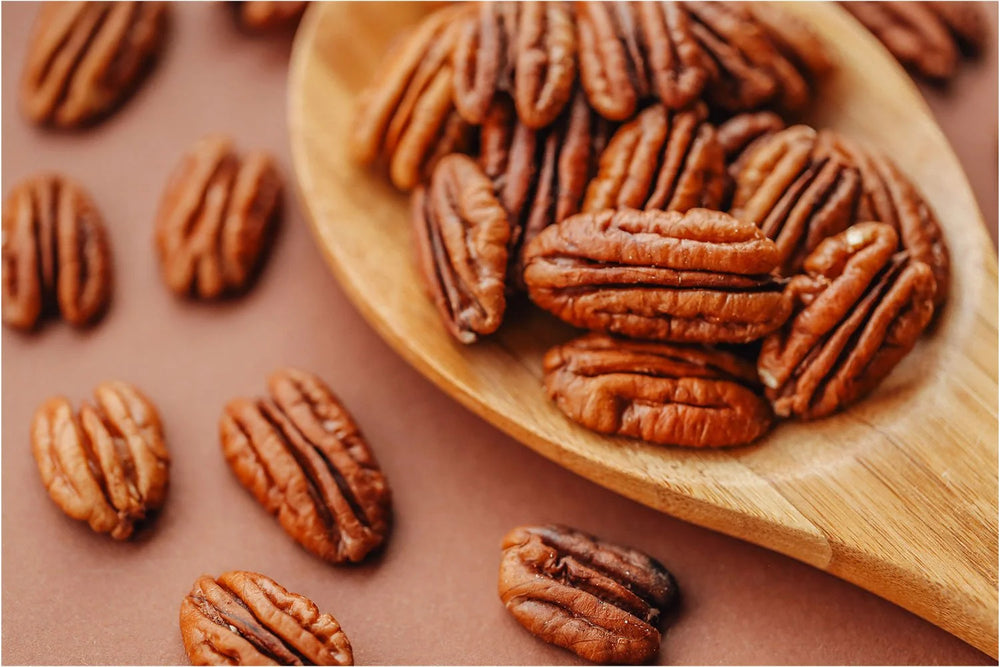 Elliot Vs. Mammoth Pecans: Key Differences Explained